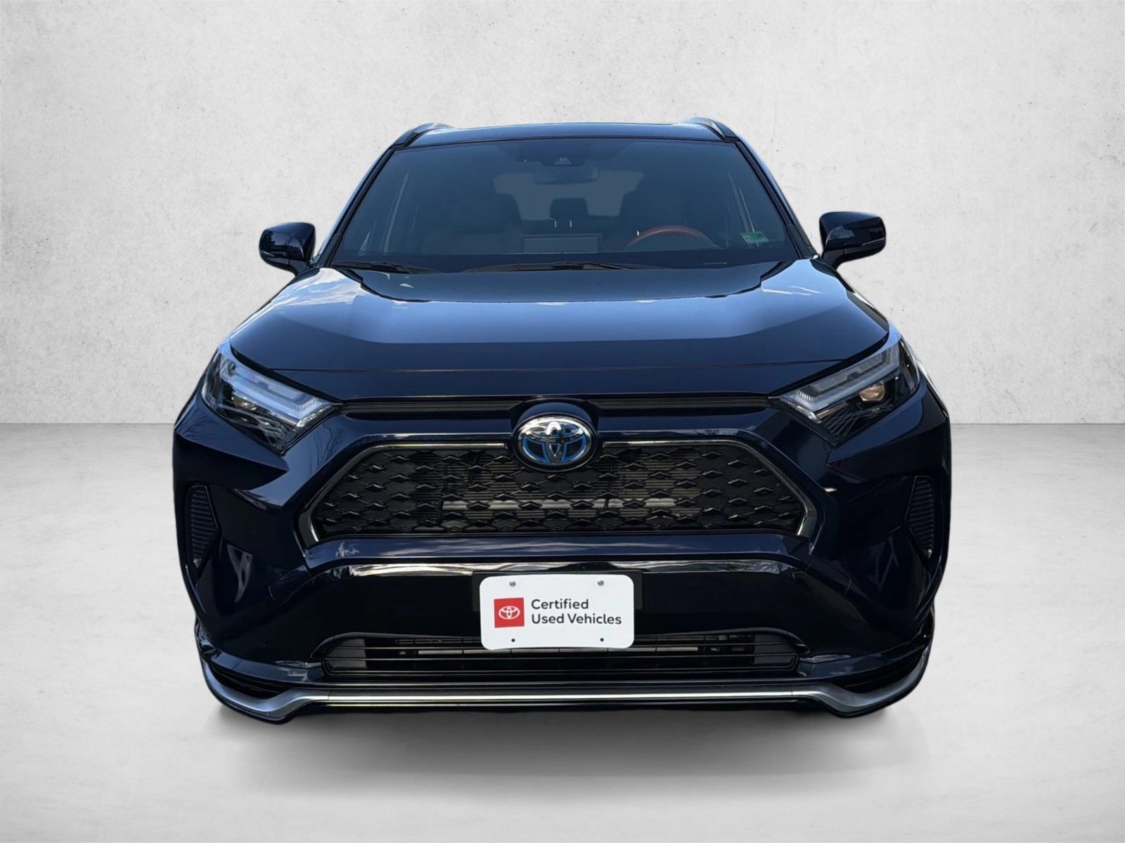 2022 Toyota RAV4 Prime SE photo 2