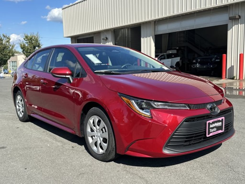 Certified 2025 Toyota Corolla LE Sedan