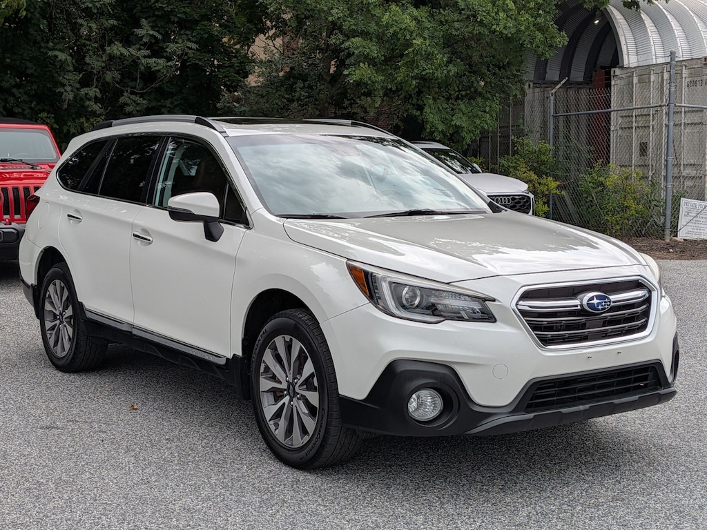 Used 2018 Subaru Outback 2.5i Touring with Starlink SUV