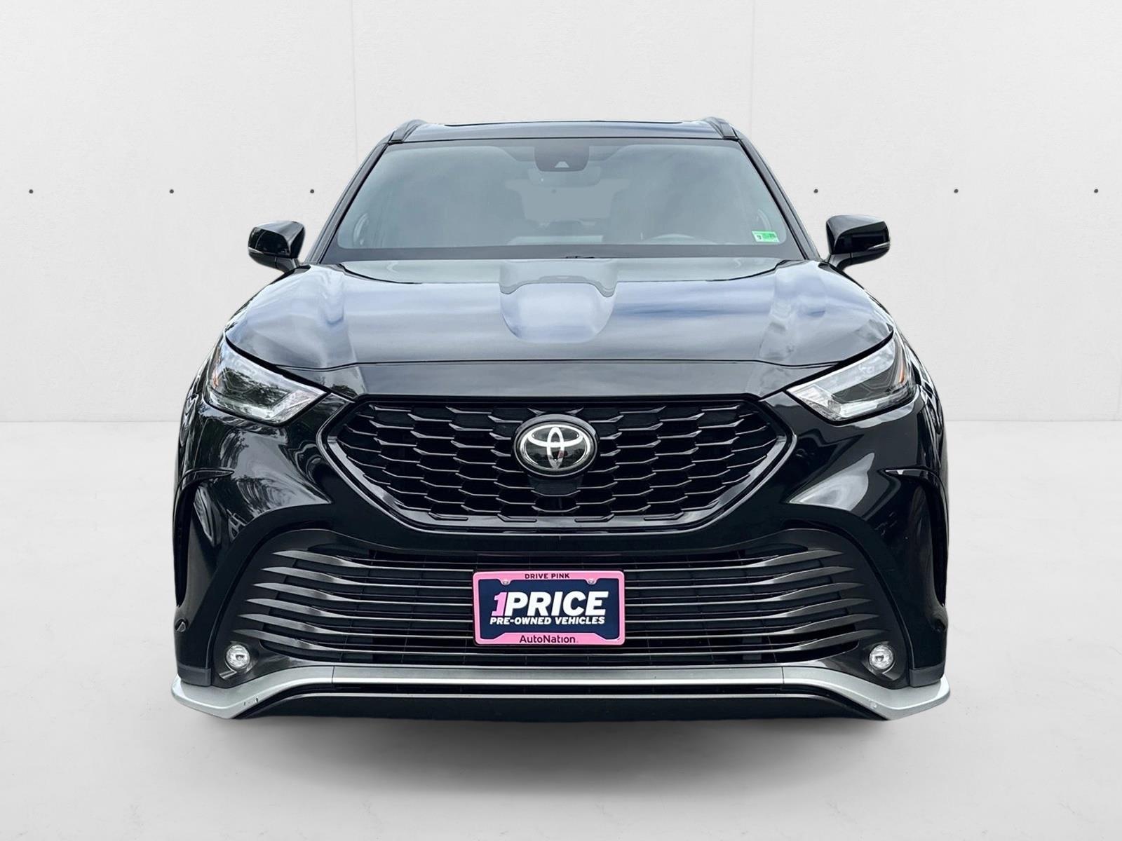 2021 Toyota Highlander XSE photo 3