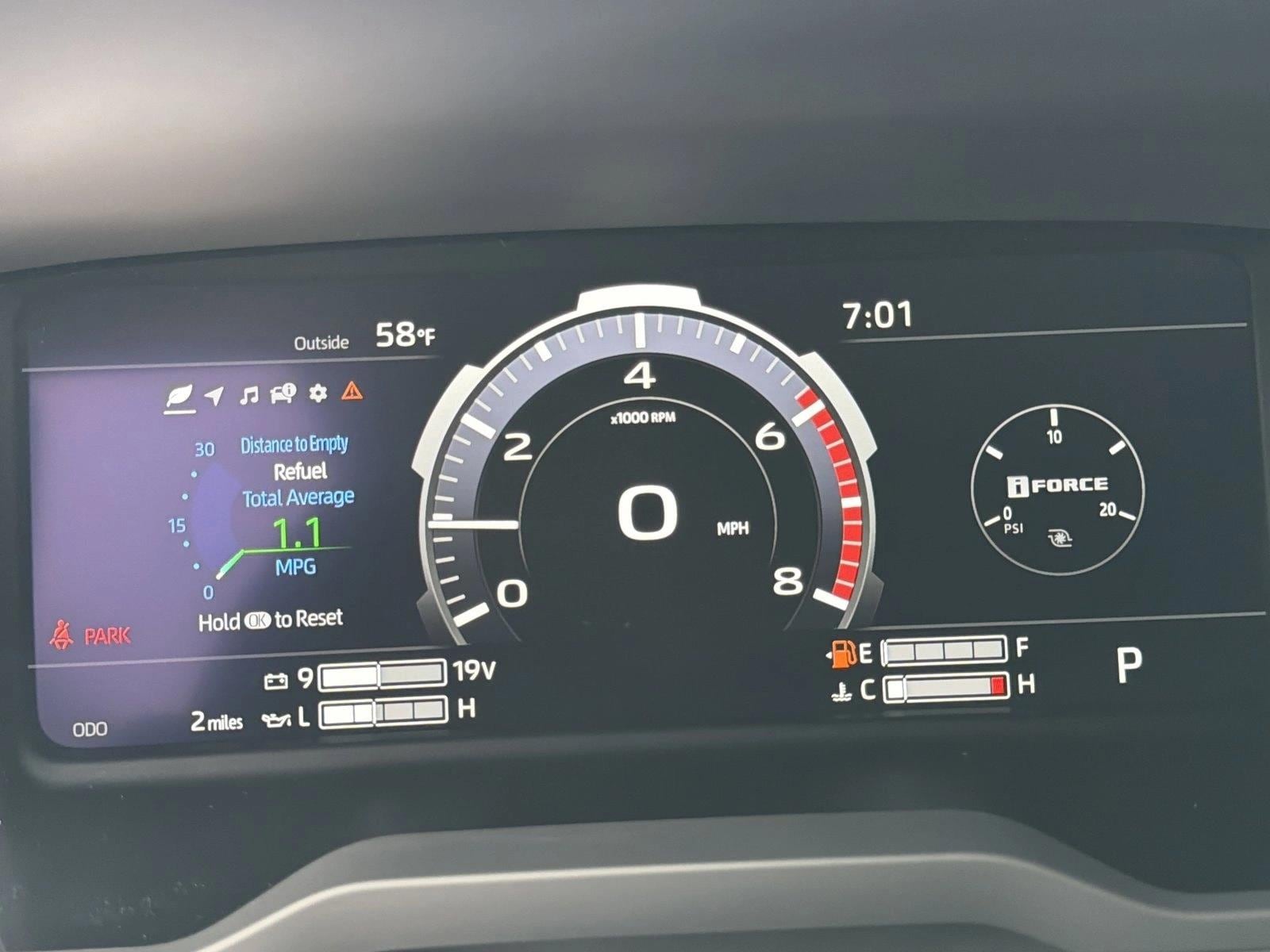 2026 Toyota Tundra Platinum - Photo 14