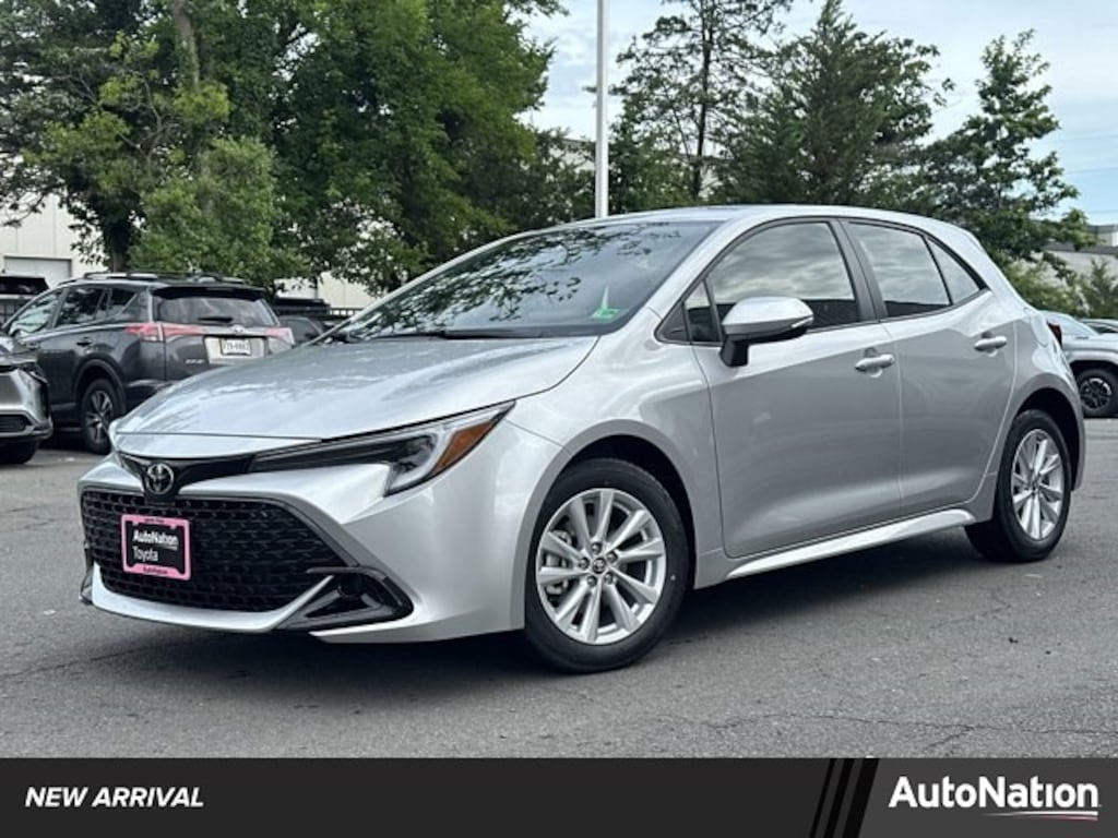 Certified 2025 Toyota Corolla Hatchback SE Hatchback