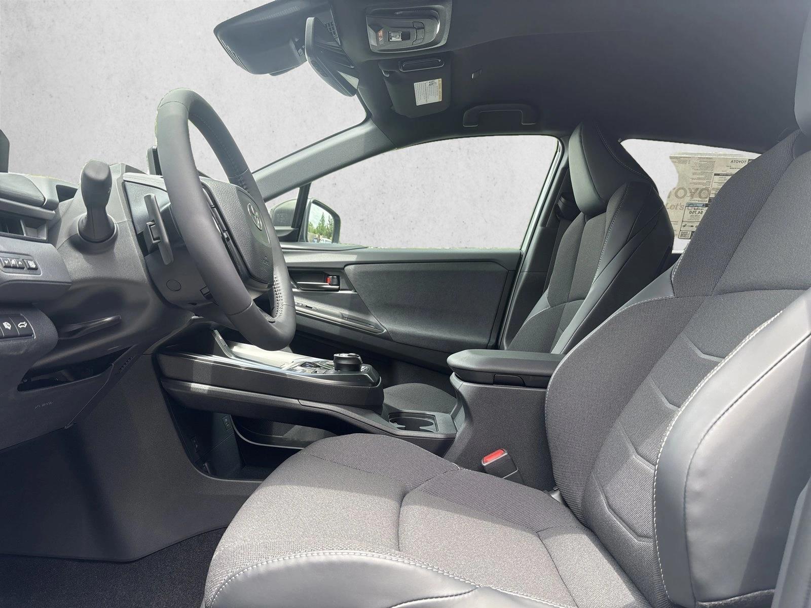2026 Toyota C-HR SE - Photo 11