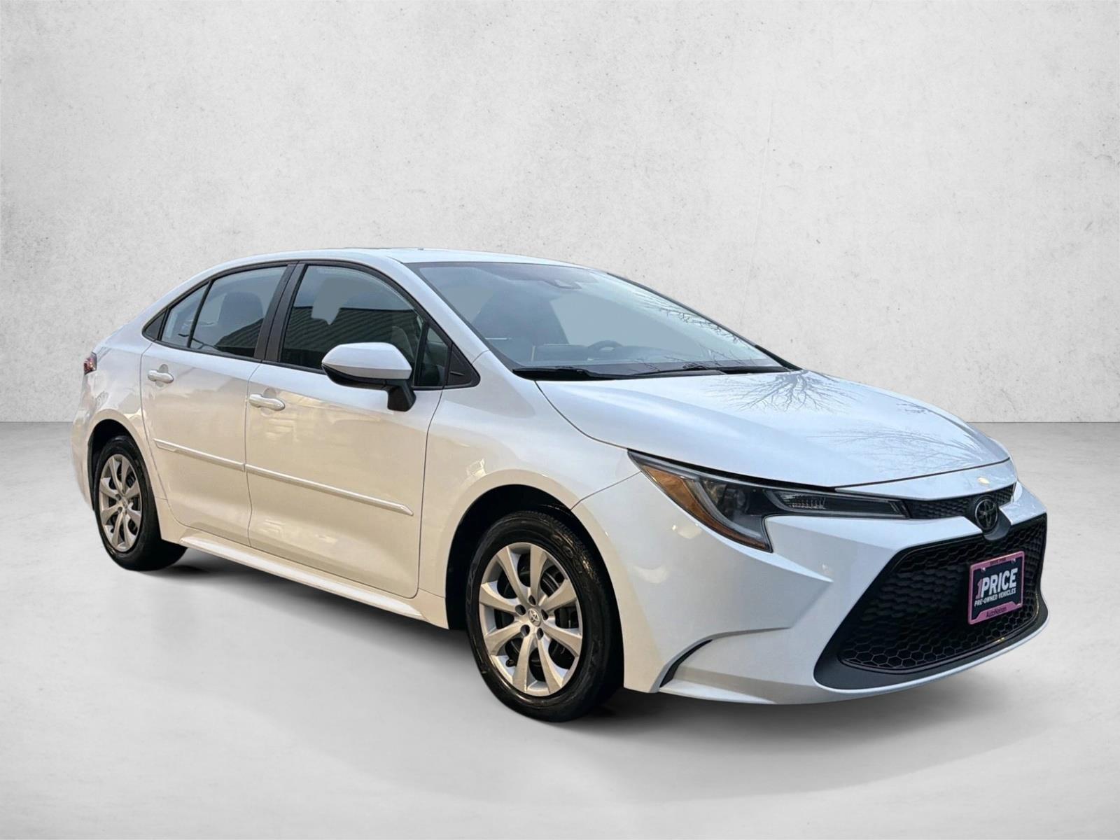 2020 Toyota Corolla LE photo 3