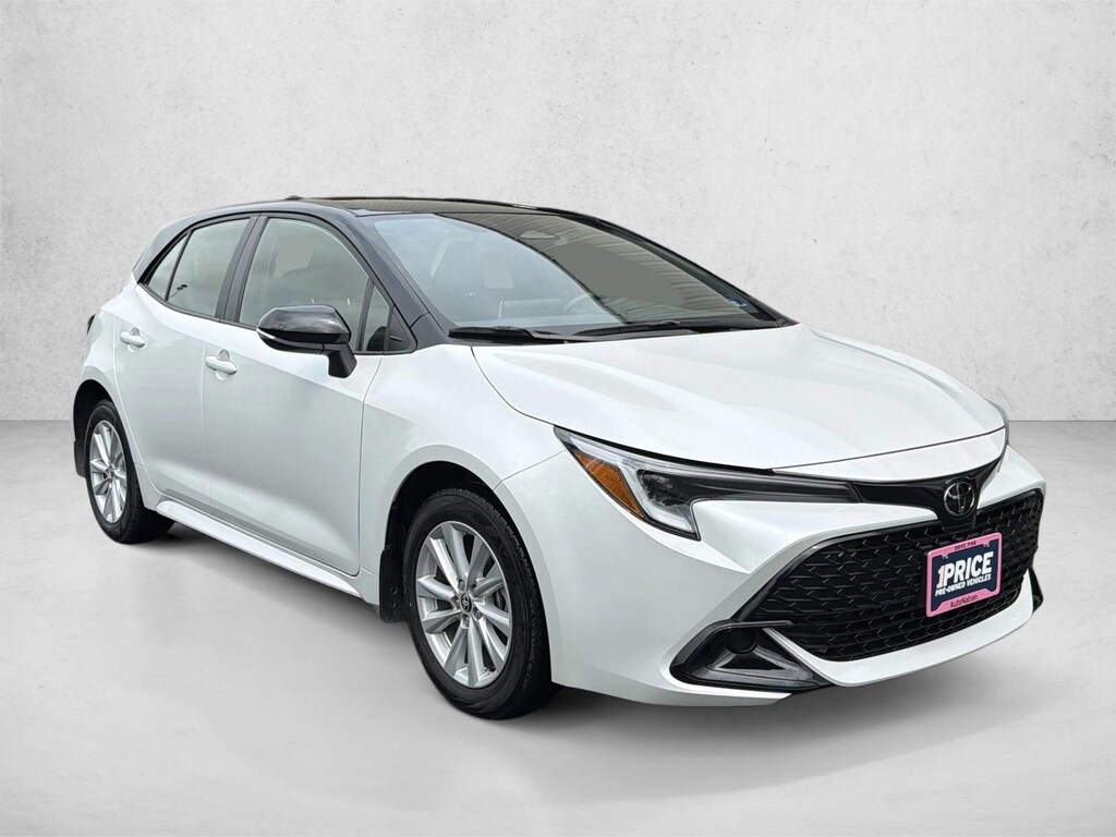 Certified 2025 Toyota Corolla Hatchback SE Hatchback