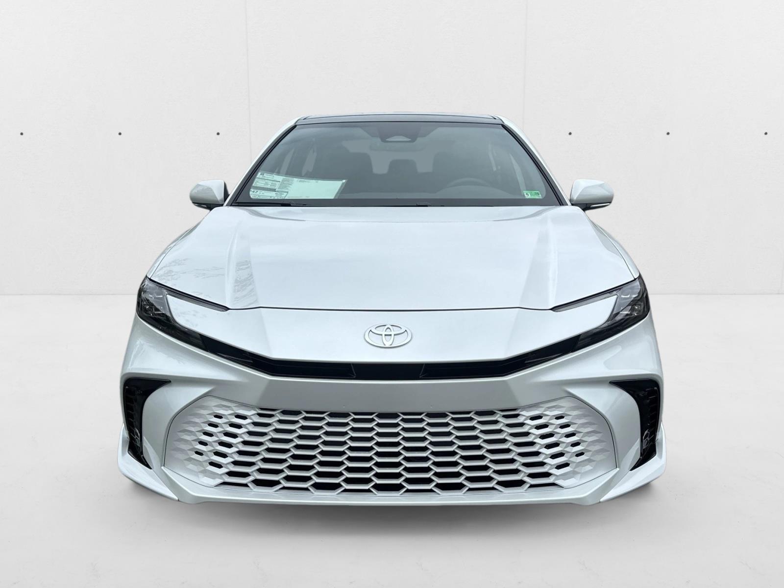 2025 Toyota Camry XSE photo 2