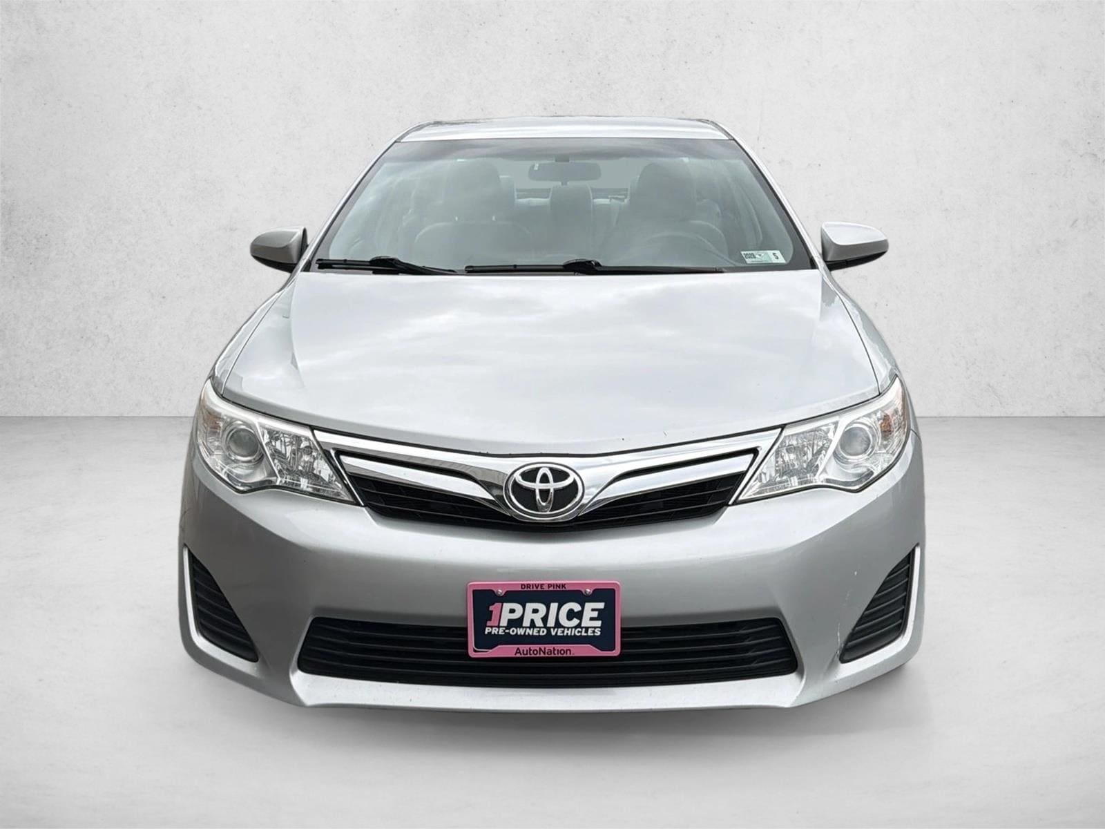 Used 2014 Toyota Camry LE with VIN 4T4BF1FK6ER438402 for sale in Leesburg, VA