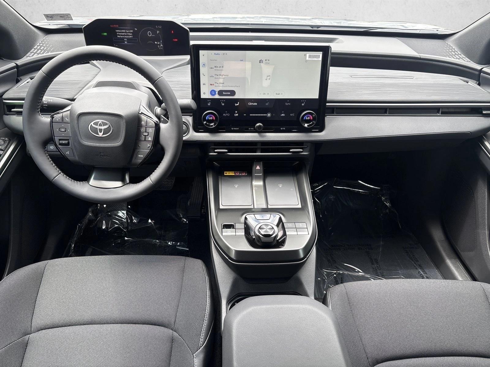 2026 Toyota C-HR SE - Photo 23