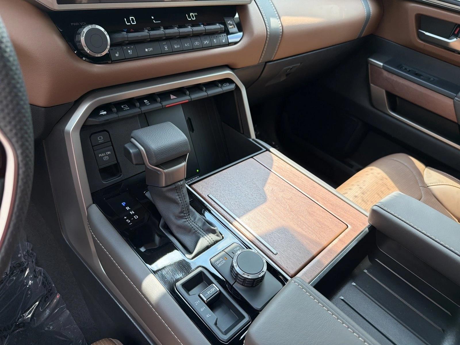 2026 Toyota Tundra 1794 Edition - Photo 18