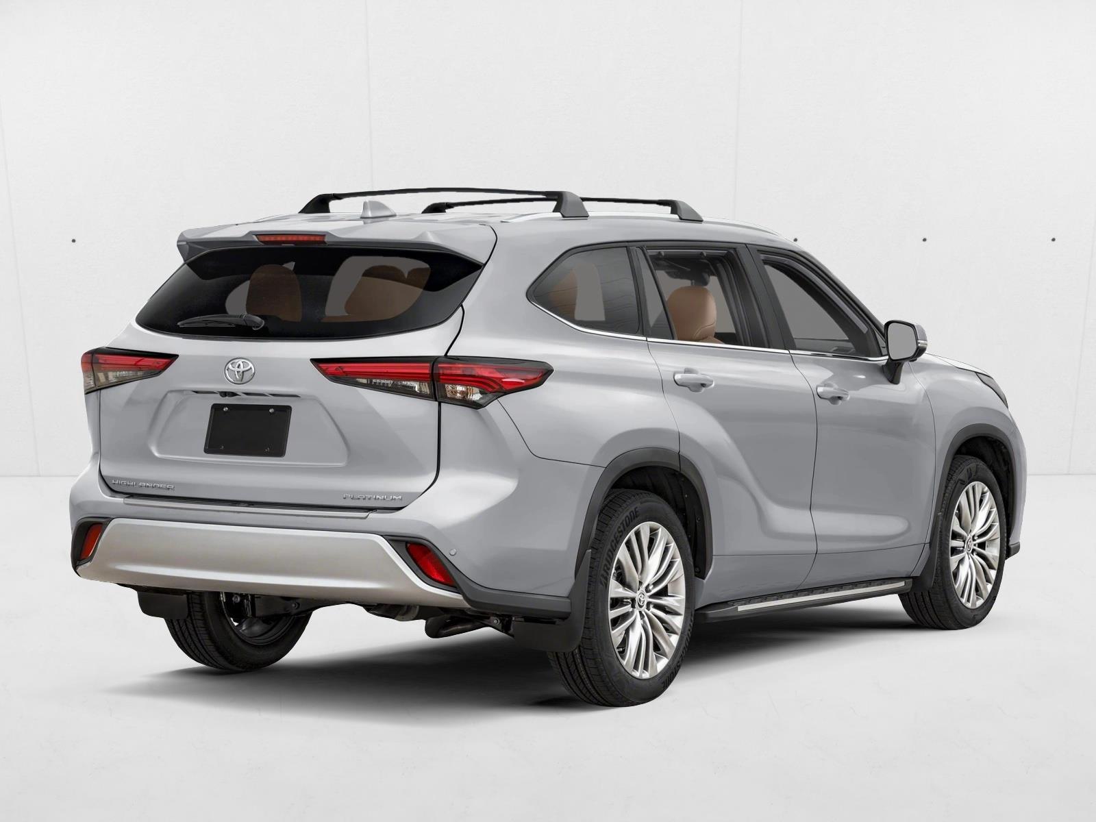 2025 Toyota Highlander Platinum photo 2
