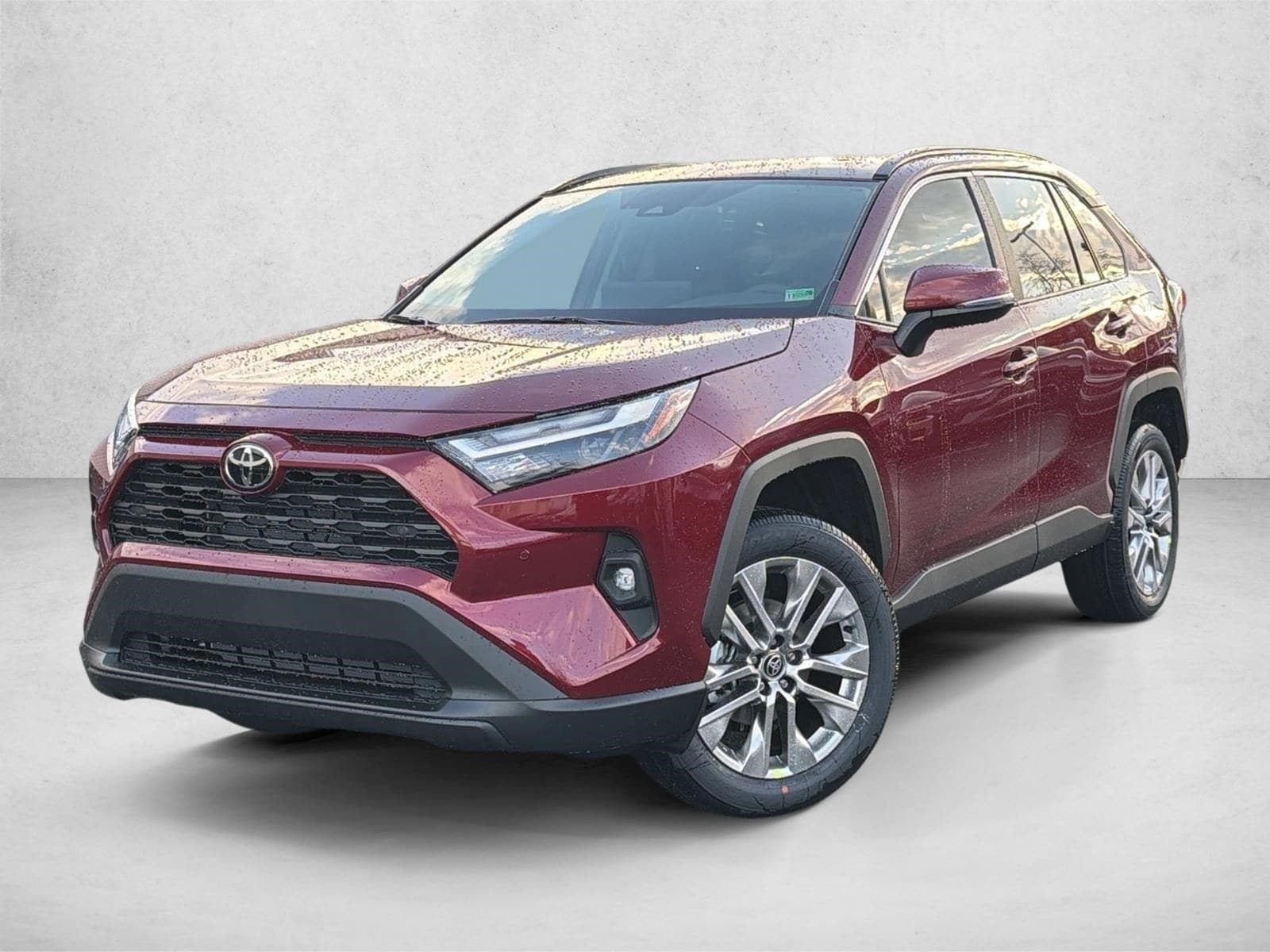 2025 Toyota RAV4 XLE Premium's photo