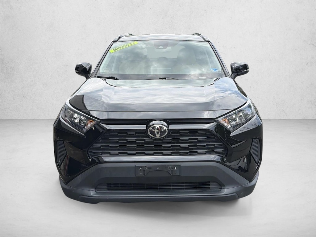 Used 2021 Toyota RAV4 LE SUV