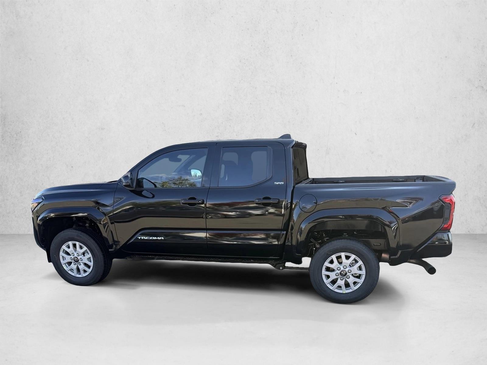 2025 Toyota Tacoma SR5 - Photo 8