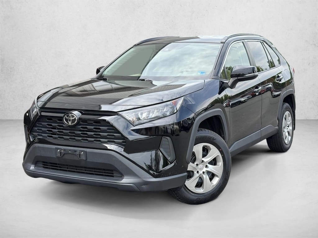 Used 2021 Toyota RAV4 LE SUV