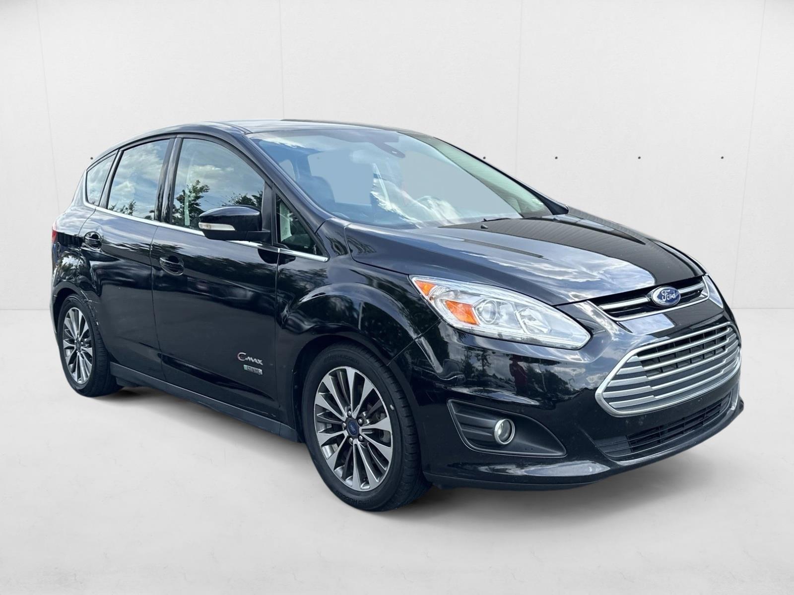 2017 Ford C-Max Energi Titanium photo 3