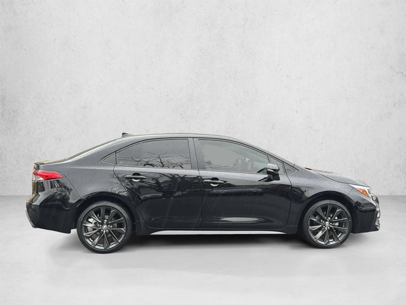 2024 Toyota Corolla SE photo 4