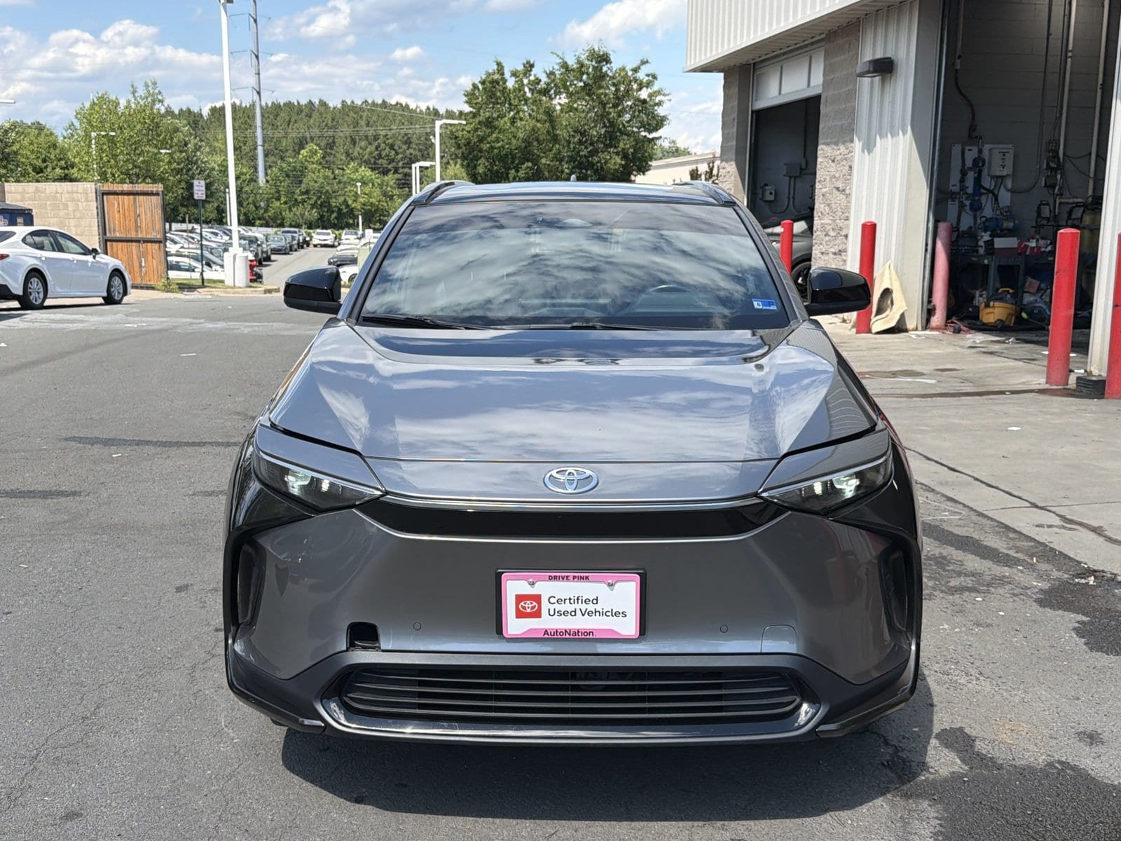 Used 2023 Toyota bZ4X XLE with VIN JTMABACA5PA019771 for sale in Leesburg, VA