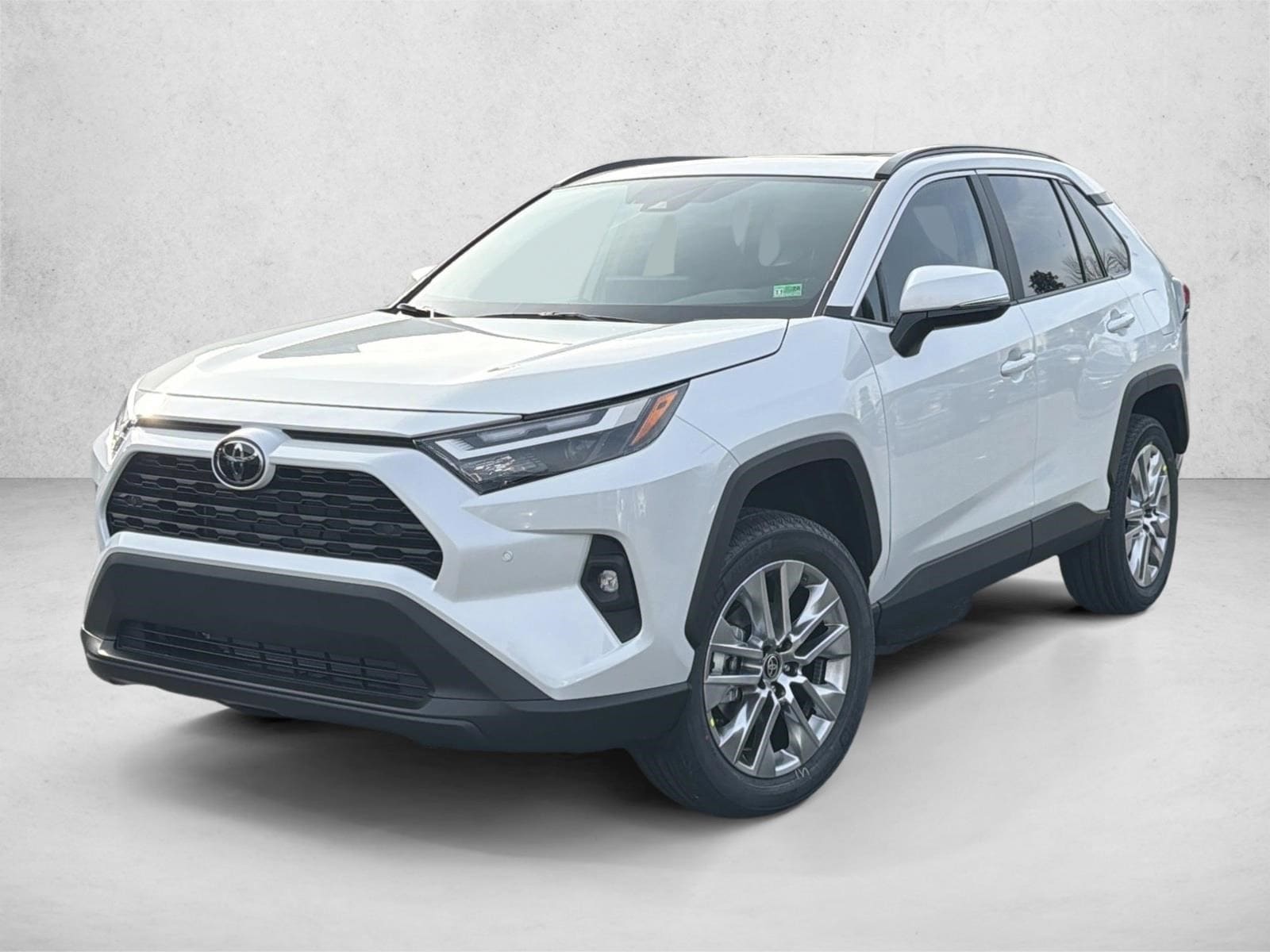 2025 Toyota RAV4 XLE Premium's photo