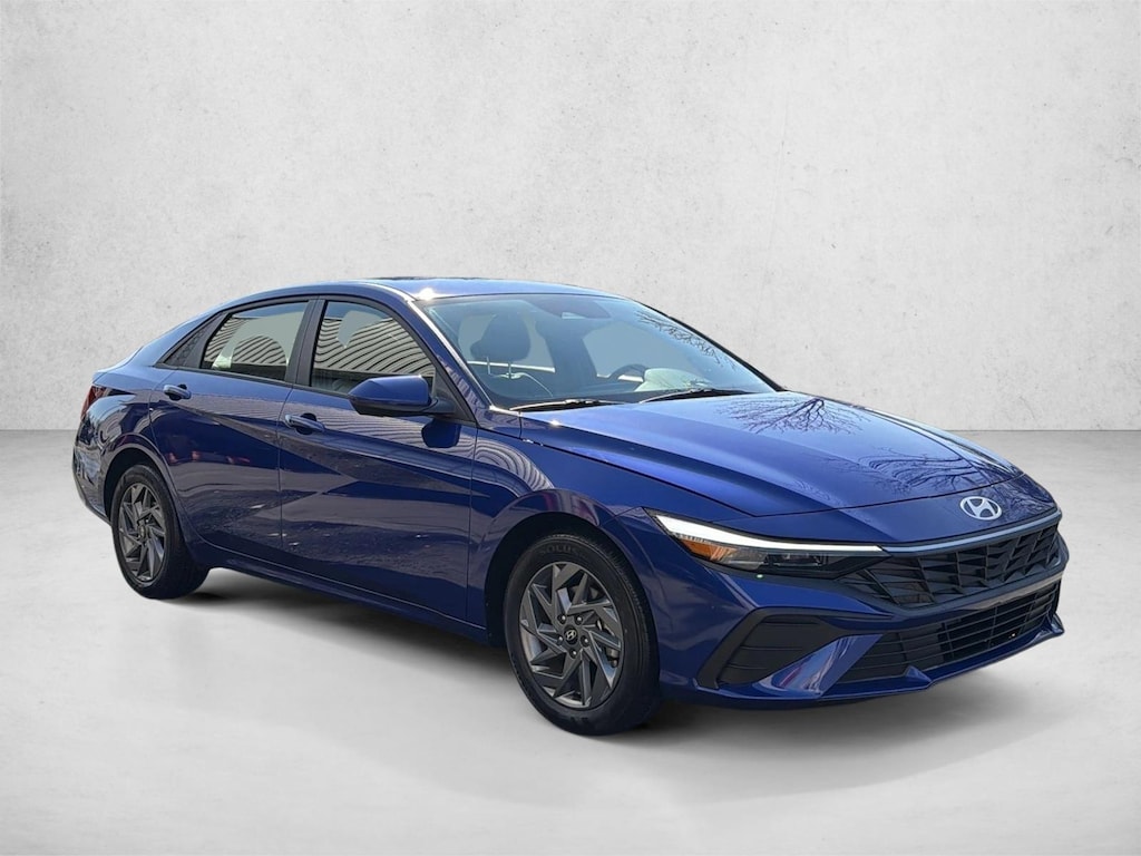 Used 2024 Hyundai Elantra SEL Sedan