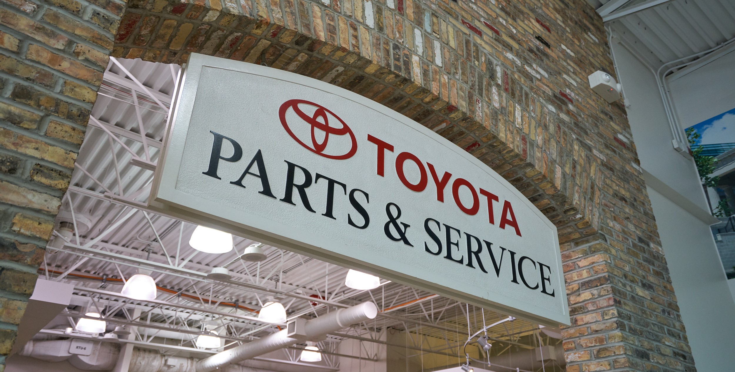 OEM Toyota Parts Libertyville, IL | AutoNation Toyota Libertyville
