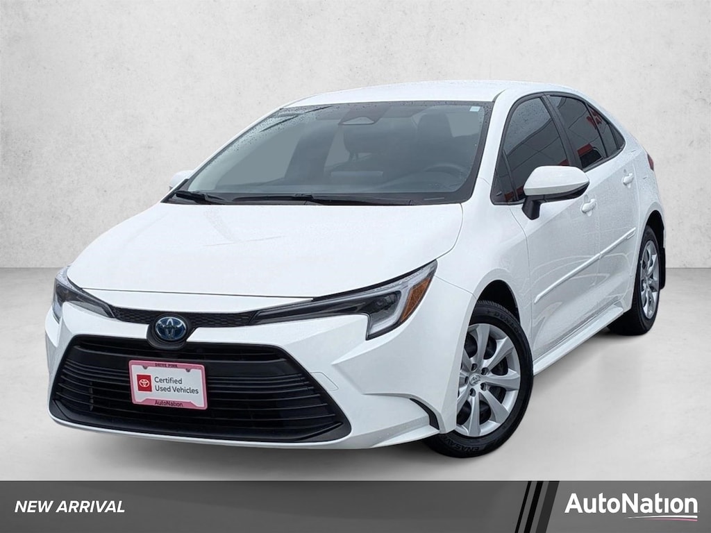 Certified 2025 Toyota Corolla Hybrid LE Sedan