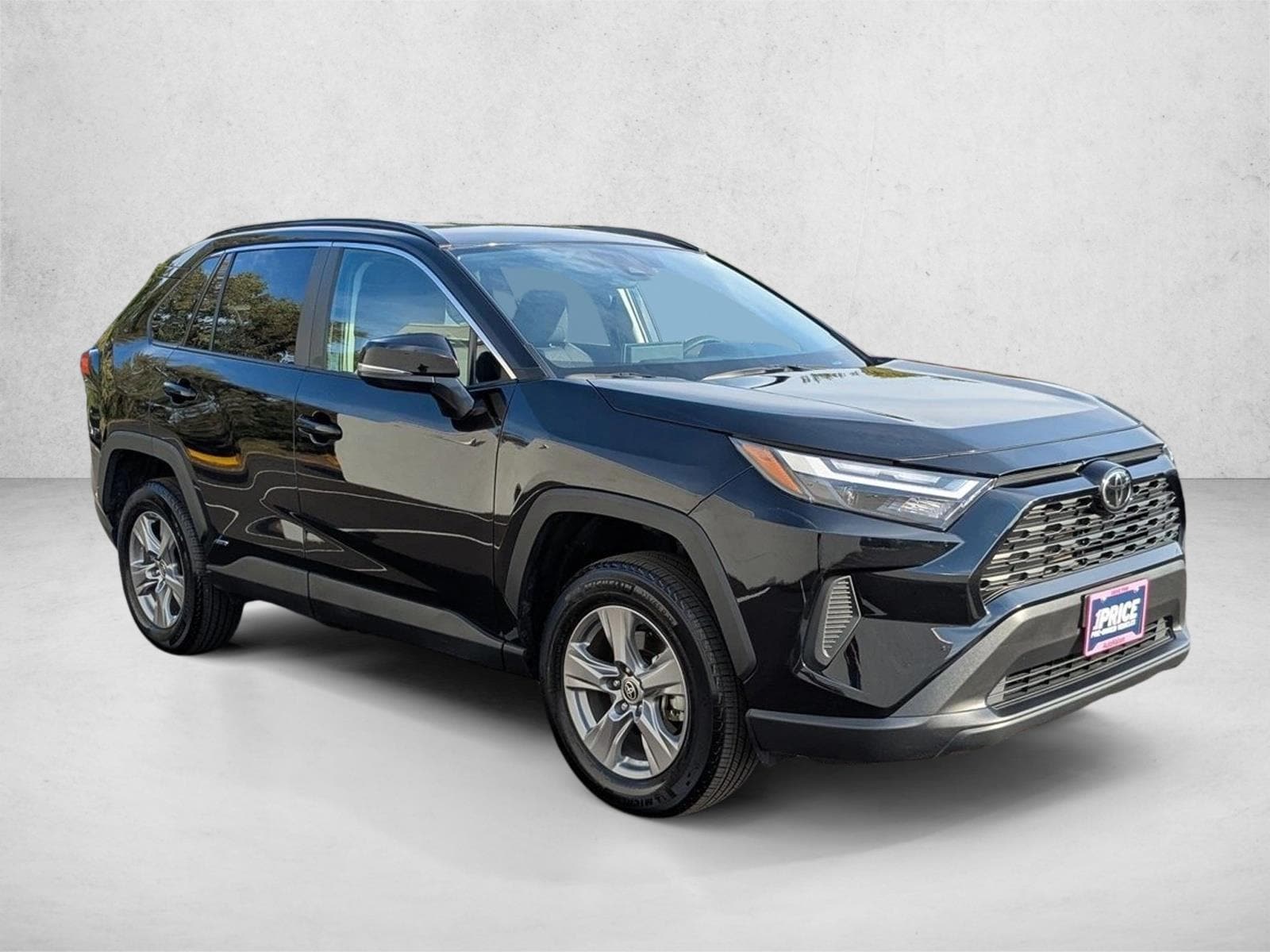 2025 TOYOTA RAV4 - Image 3
