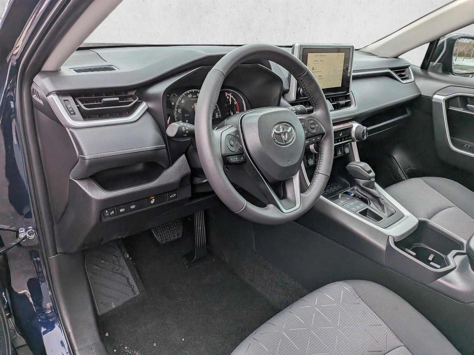 2025 TOYOTA RAV4 - Image 10