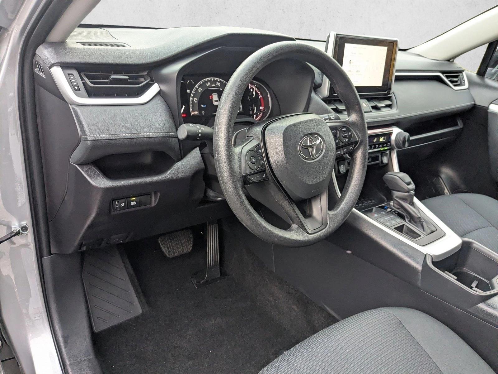2025 TOYOTA RAV4 - Image 10