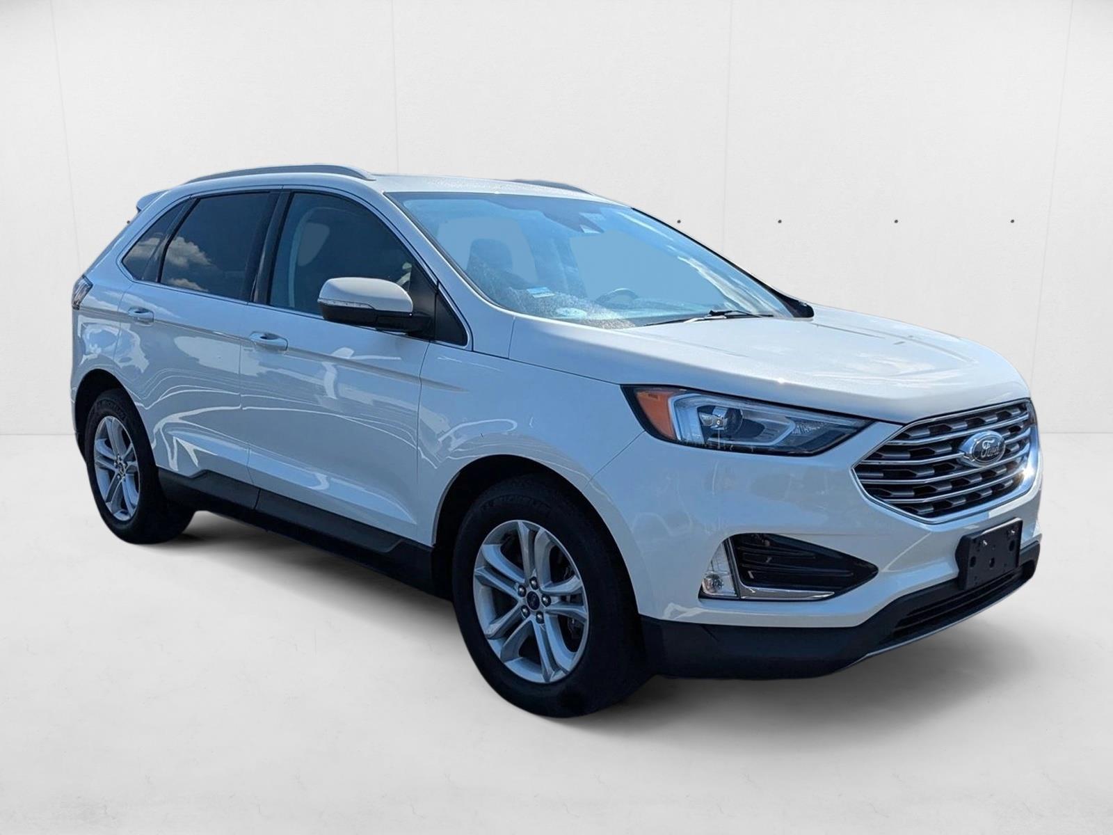 2020 Ford Edge SEL photo 3