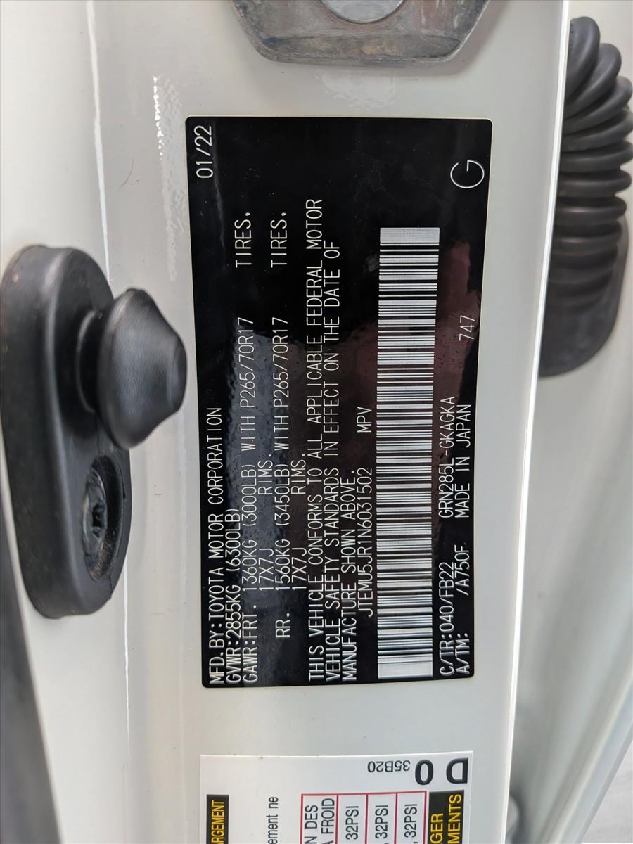 2022 TOYOTA 4RUNNER - Image 24