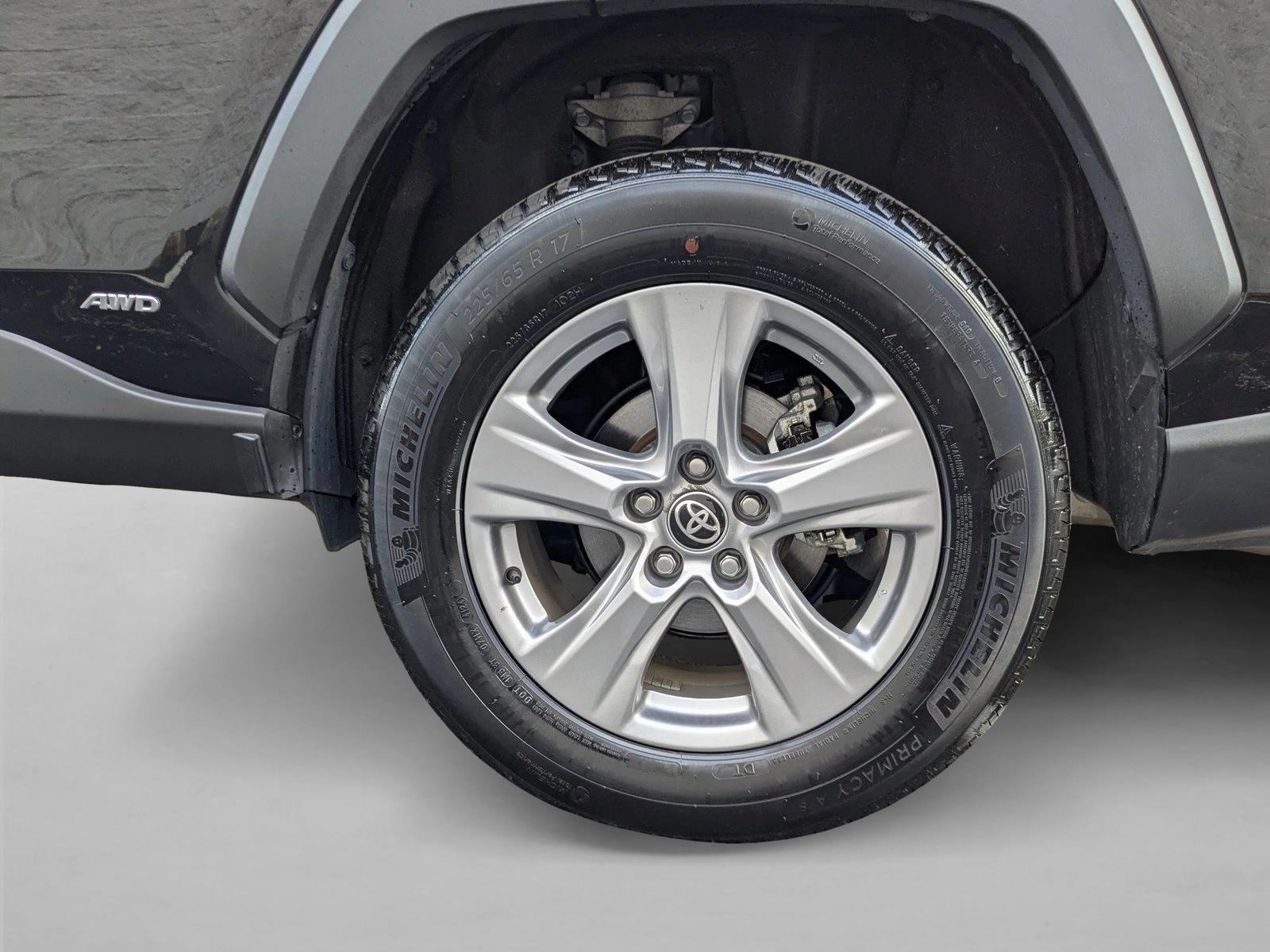 2025 TOYOTA RAV4 - Image 20