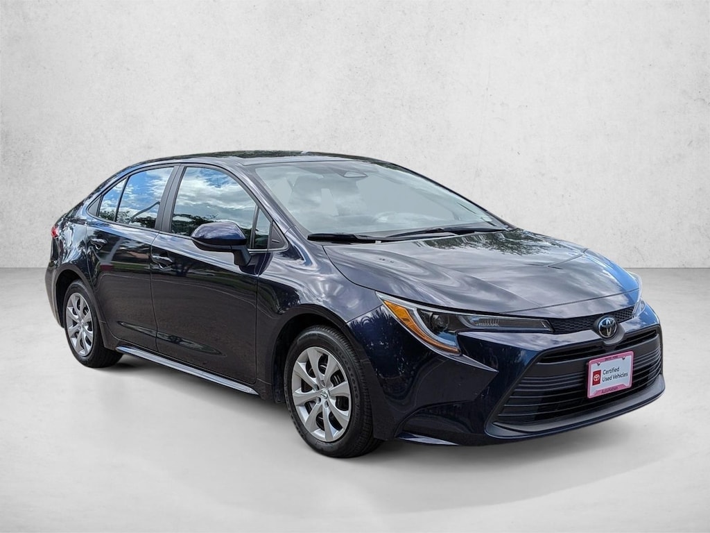 Certified 2025 Toyota Corolla LE Sedan