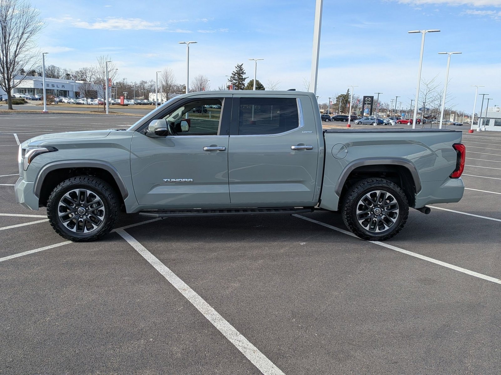 2024 TOYOTA TUNDRA - Image 9