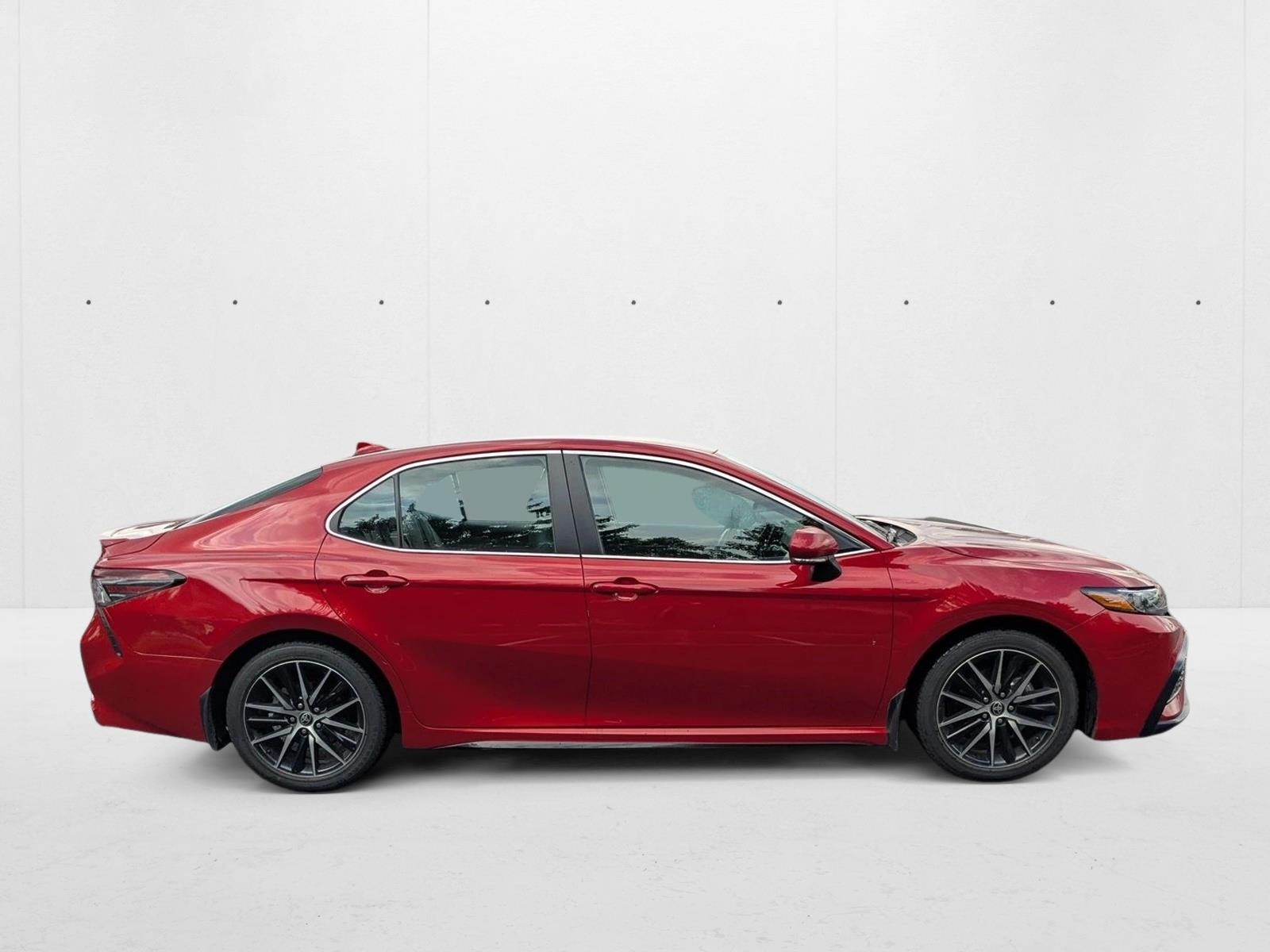2023 Toyota Camry SE photo 4