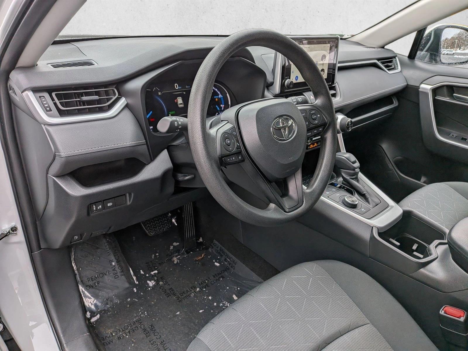 2023 TOYOTA RAV4 - Image 10