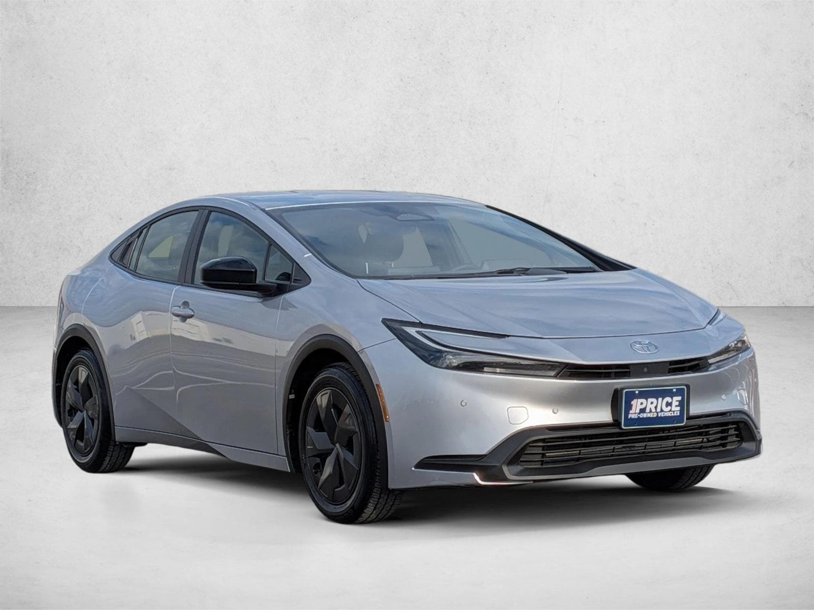 2025 TOYOTA PRIUS - Image 3