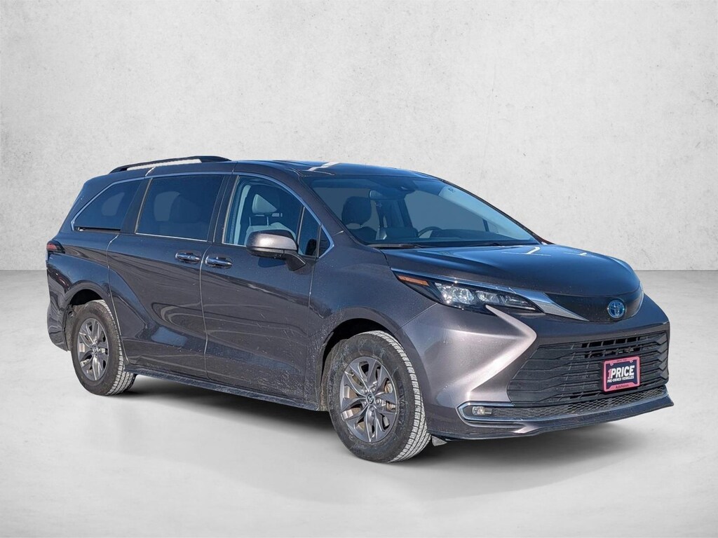 Used 2024 Toyota Sienna XLE 8 Passenger Van Passenger Van