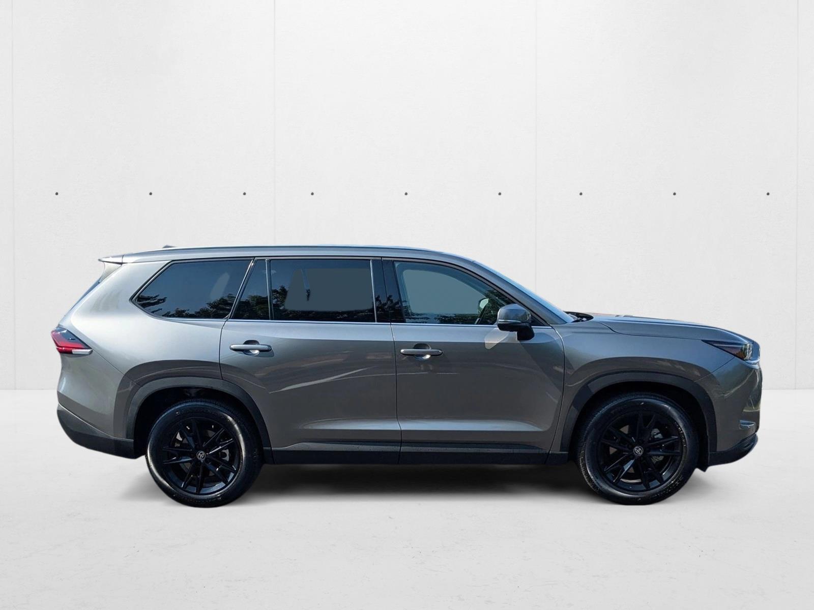 2025 Toyota Grand Highlander Limited photo 4