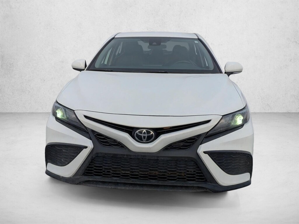 Used 2024 Toyota Camry SE Sedan