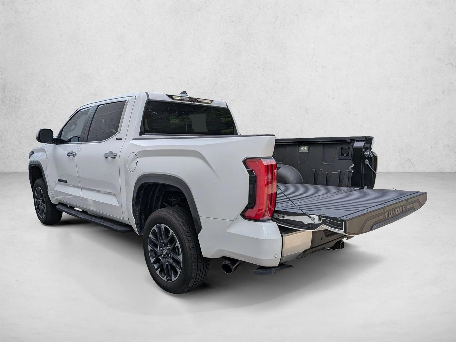 2026 Toyota Tundra Limited - Photo 8