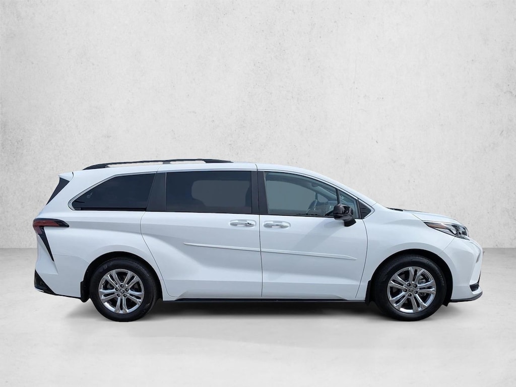 Certified 2023 Toyota Sienna XSE 7 Passenger Van Passenger Van