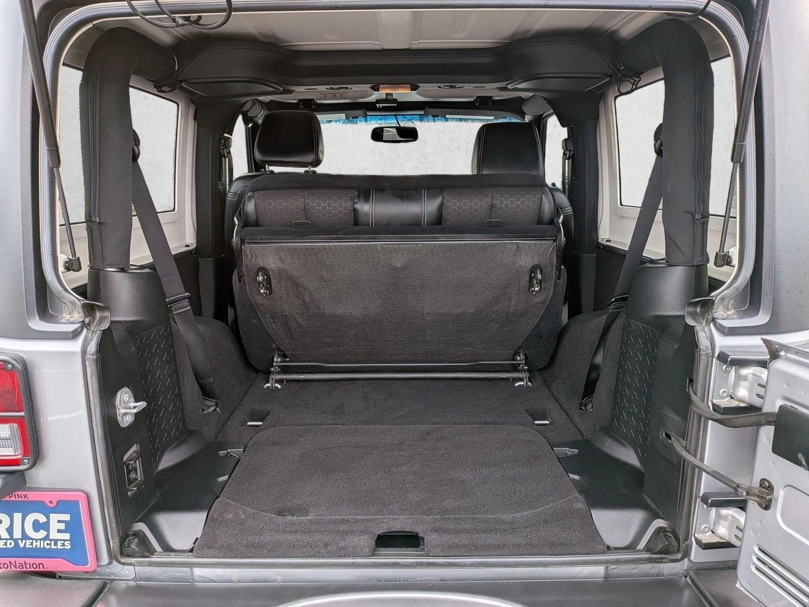 2016 JEEP WRANGLER - Image 8