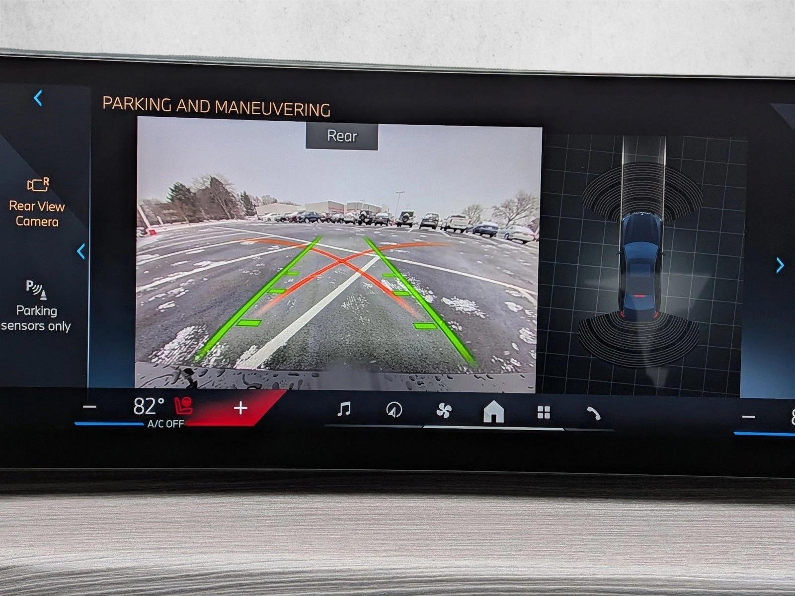 2025 BMW 330I - Image 13