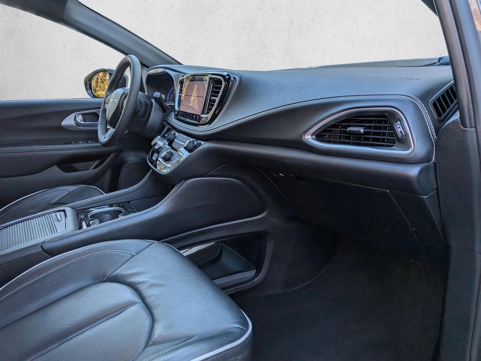 2025 CHRYSLER PACIFICA - Image 23