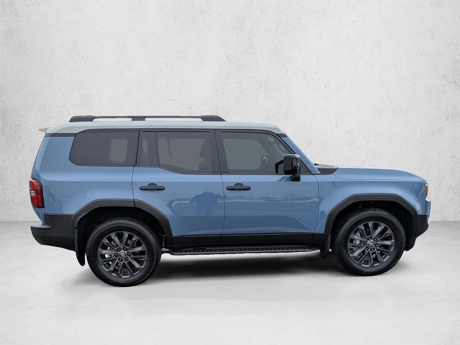 2025 TOYOTA LAND CRUISER - Image 4