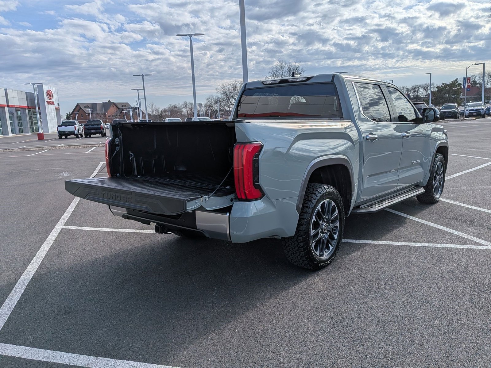 2024 TOYOTA TUNDRA - Image 5