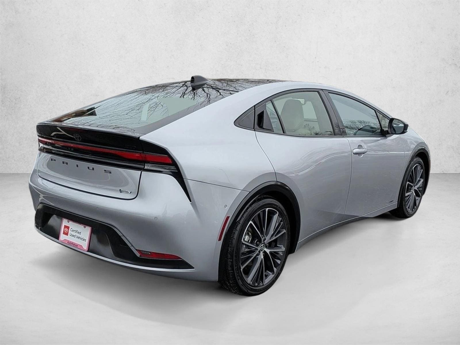 2026 TOYOTA PRIUS - Image 5