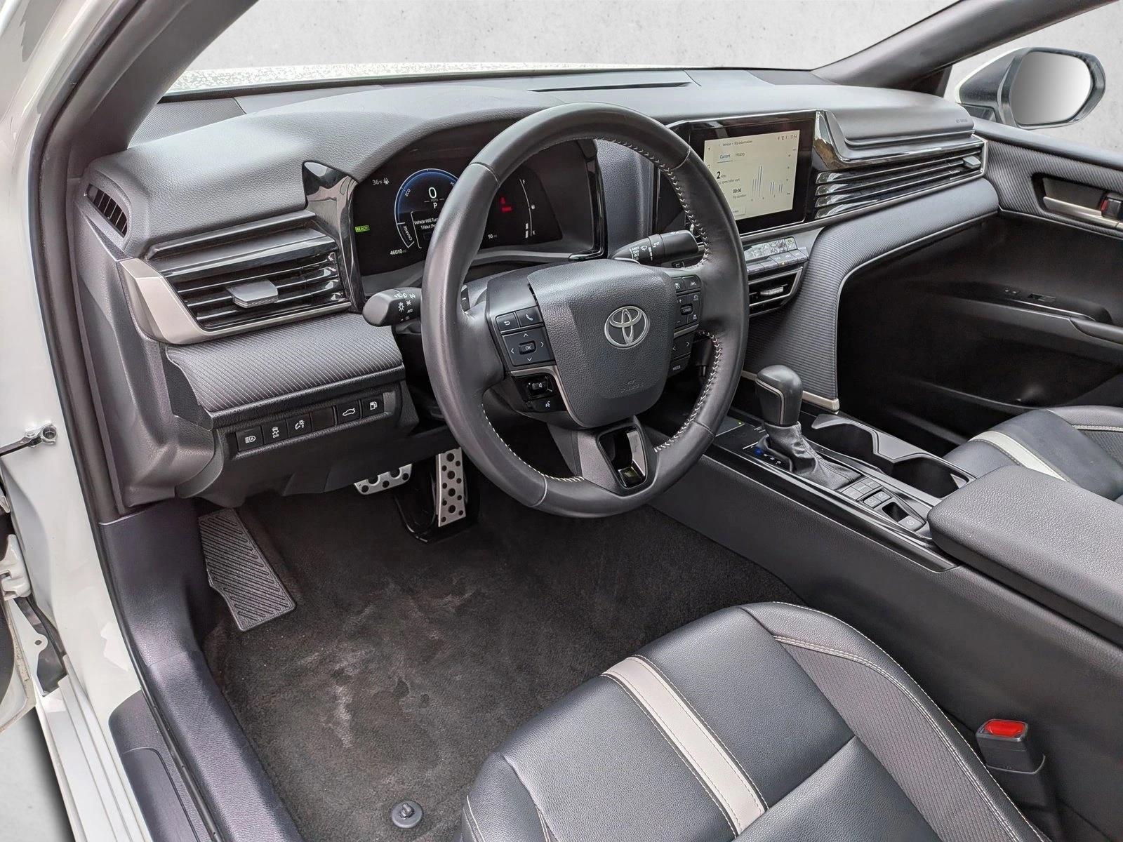 2025 TOYOTA CAMRY - Image 10