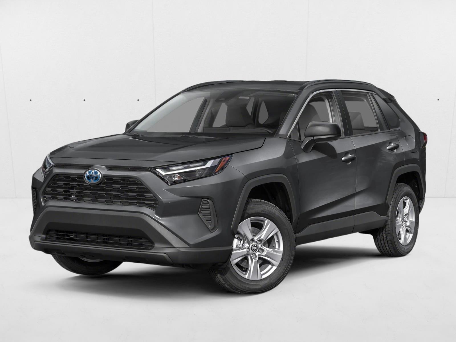 2025 Toyota RAV4 LE's photo