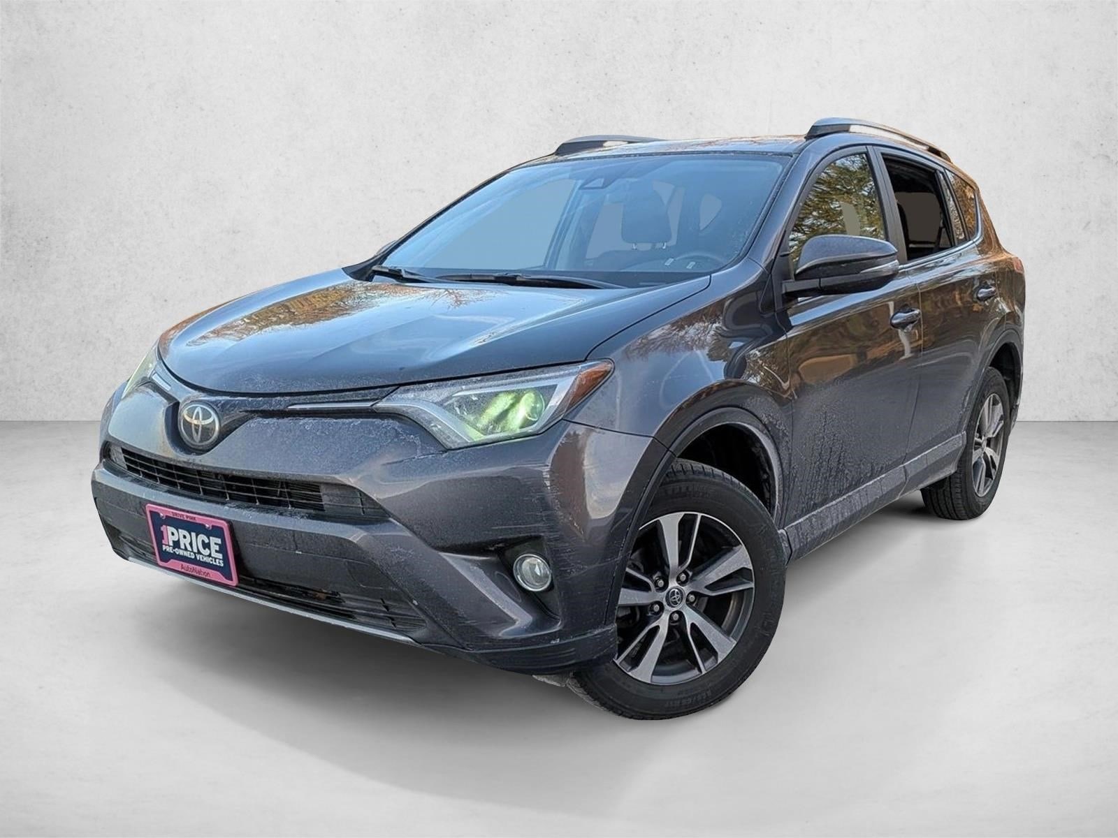 2017 TOYOTA RAV4 - Image 1